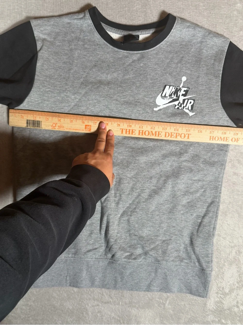 Jordan Kids Gray and Black Colorblock Crewneck Sweatshirt